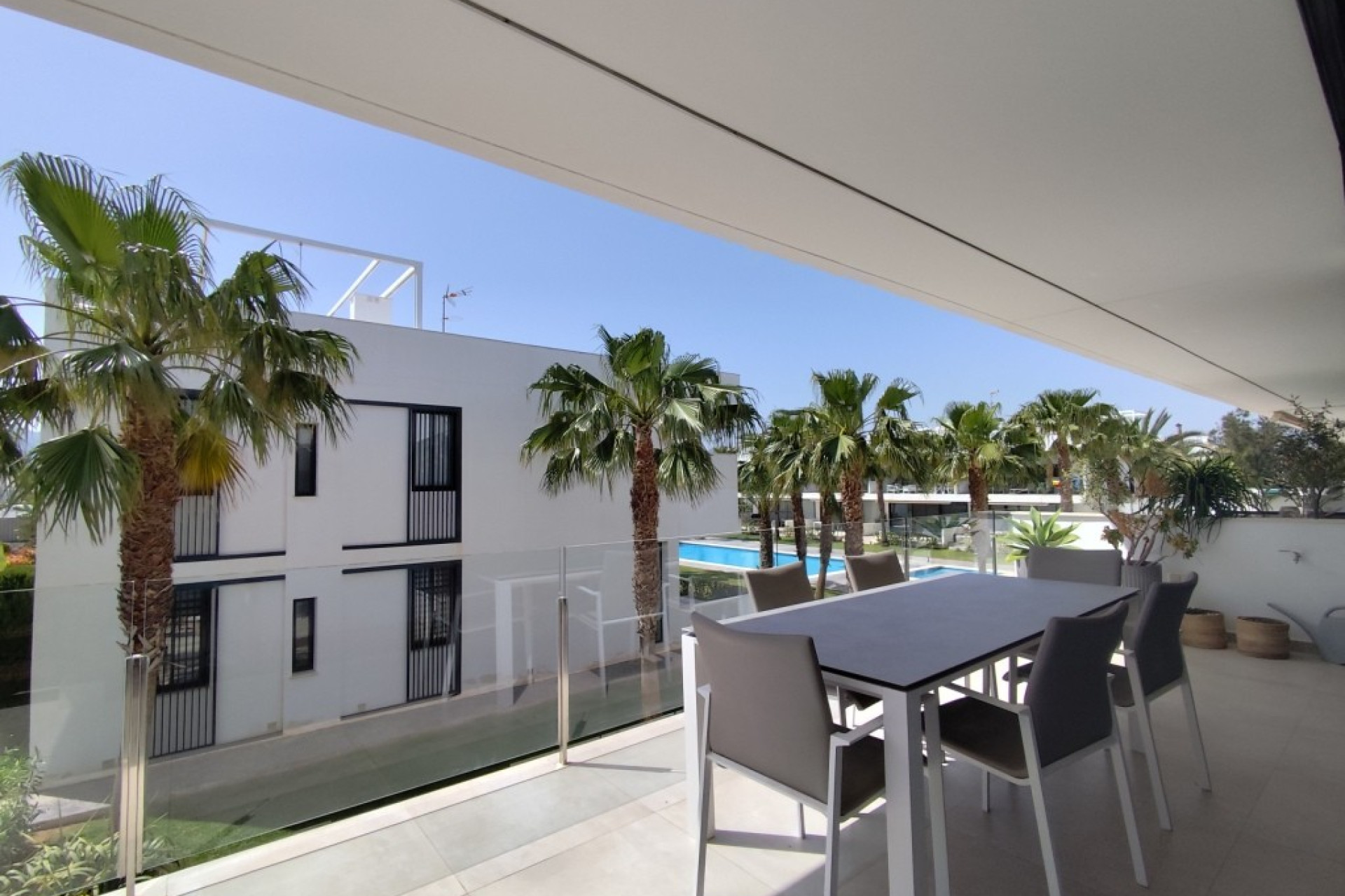 Resale - Apartment / Flat - Mar de Cristal