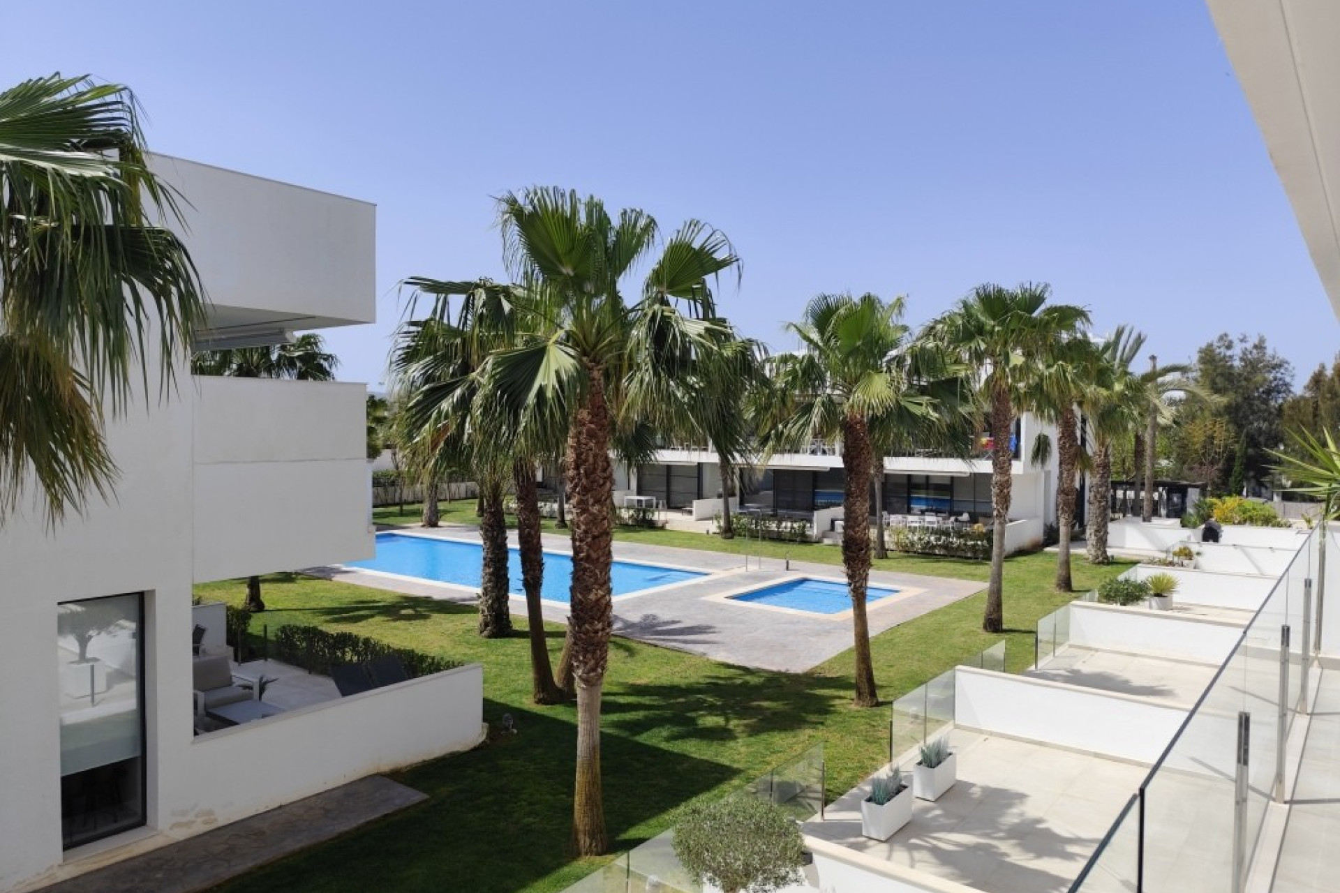 Resale - Apartment / Flat - Mar de Cristal