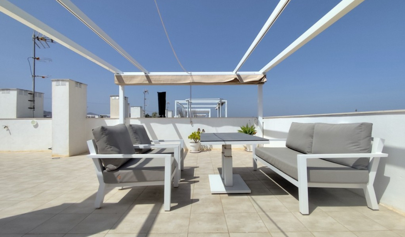 Resale - Apartment / Flat - Mar de Cristal