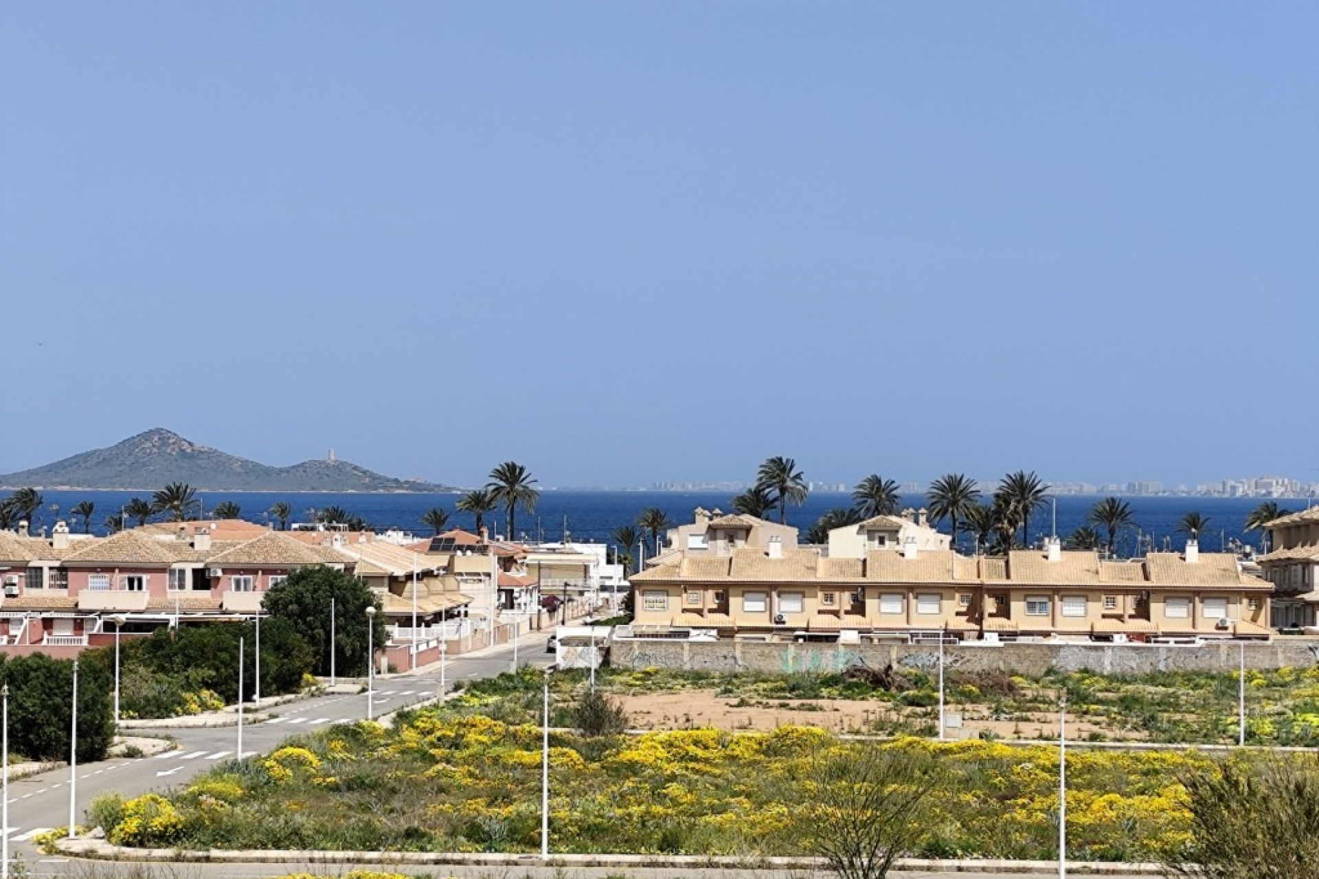 Resale - Apartment / Flat - Mar de Cristal