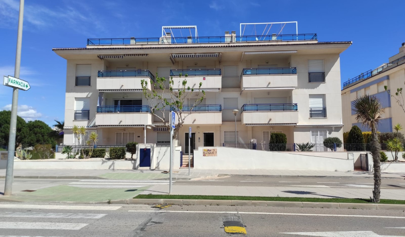 Resale - Apartment / Flat - Mil Palmeras