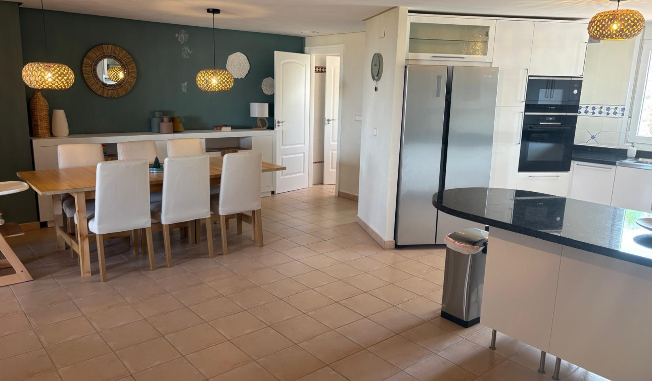 Resale - Apartment / Flat - Murcia