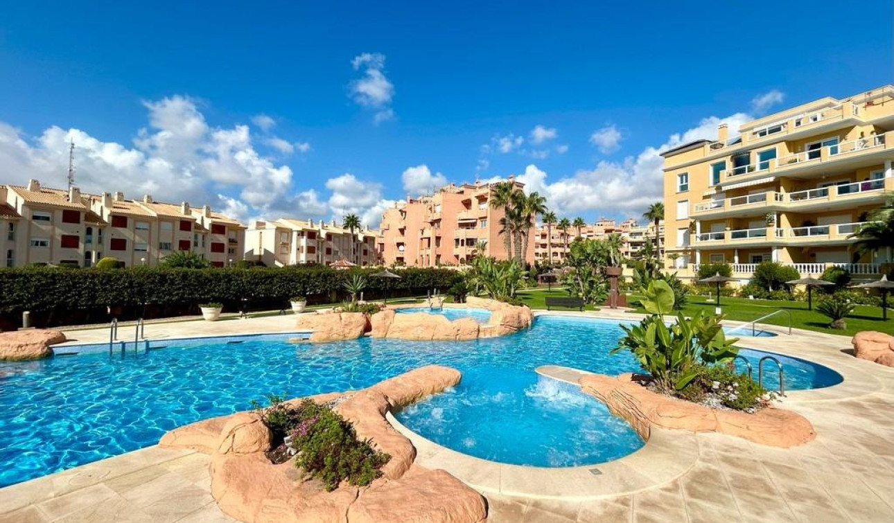 Resale - Apartment / Flat - Orihuela Costa - Aguamarina