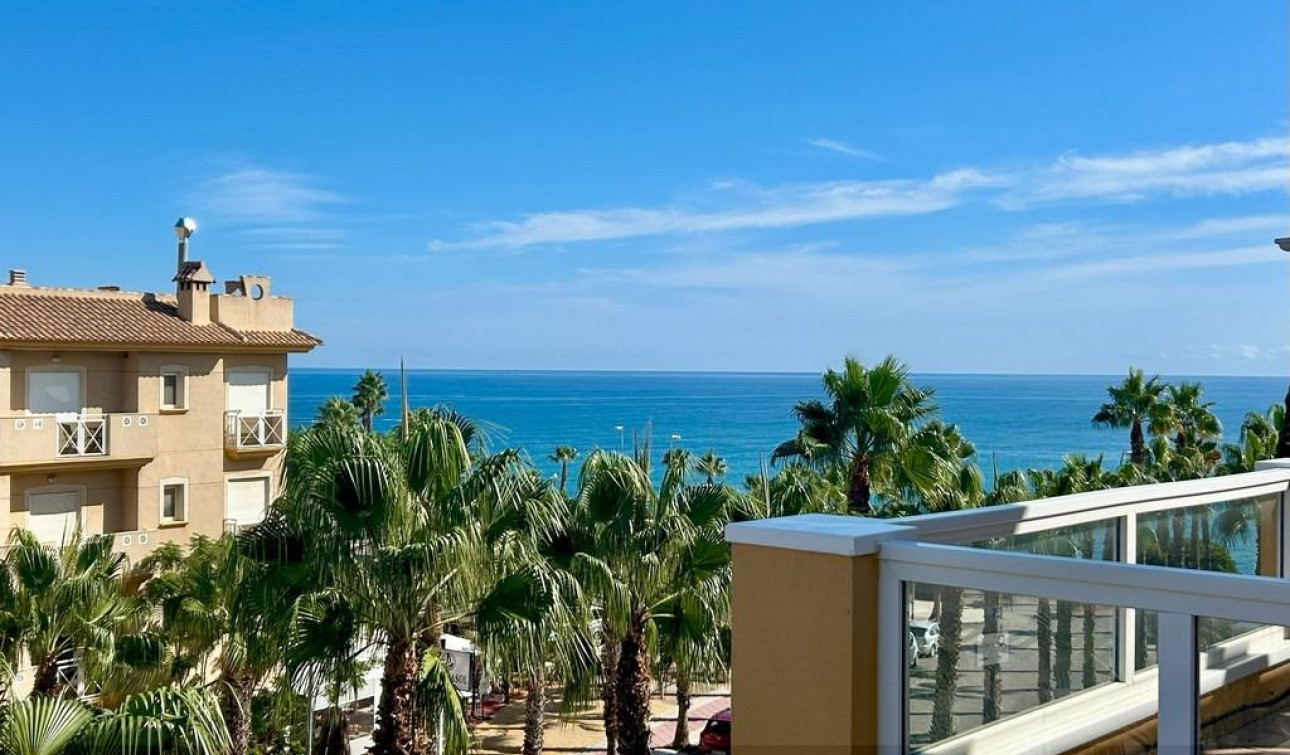 Resale - Apartment / Flat - Orihuela Costa - Aguamarina