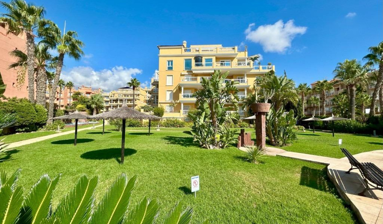 Resale - Apartment / Flat - Orihuela Costa - Aguamarina