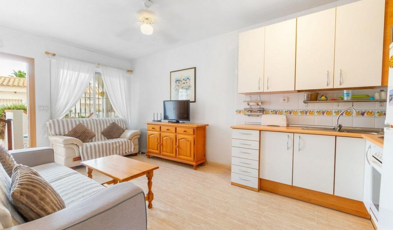 Resale - Apartment / Flat - Orihuela Costa - Aguamarina