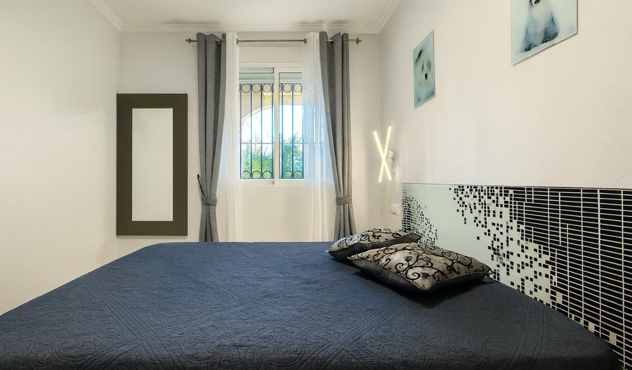 Resale - Apartment / Flat - Orihuela Costa - Altos de Campoamor