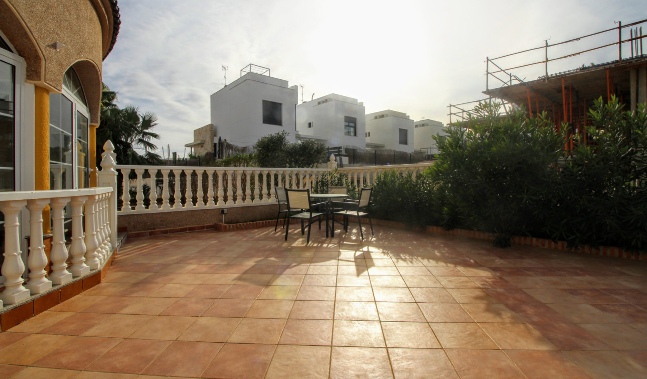 Resale - Apartment / Flat - Orihuela Costa - Cabo Roig