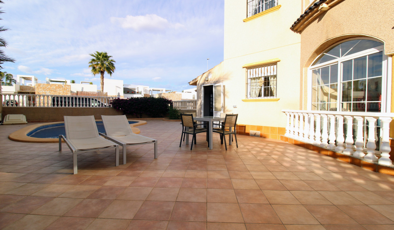 Resale - Apartment / Flat - Orihuela Costa - Cabo Roig