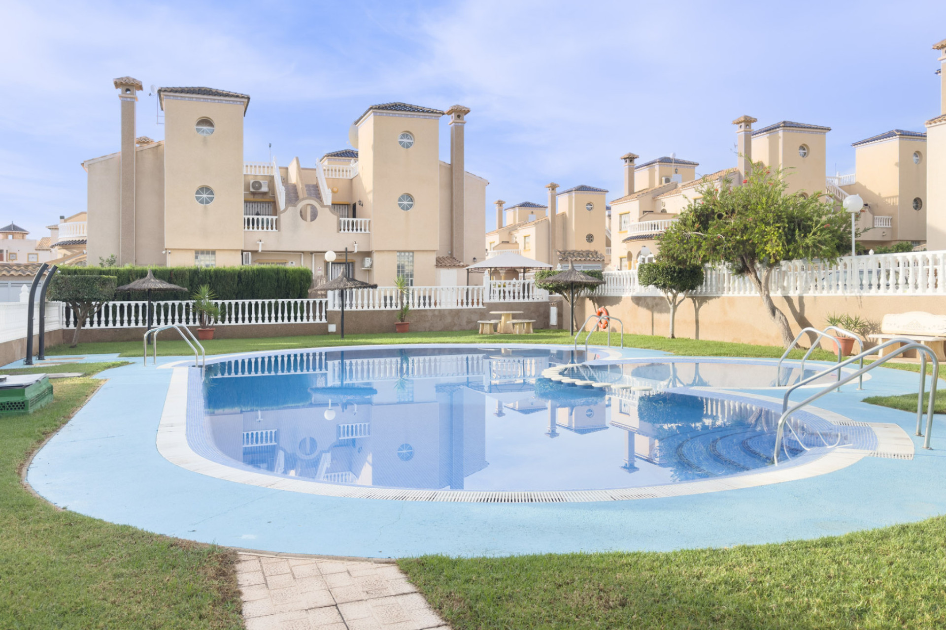 Resale - Apartment / Flat - Orihuela Costa - Cabo Roig