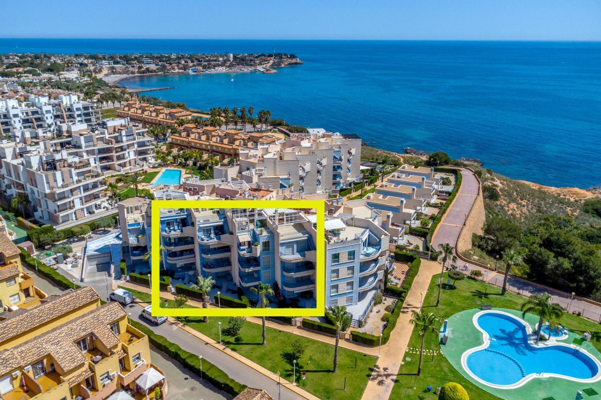 Resale - Apartment / Flat - Orihuela Costa - Campoamor