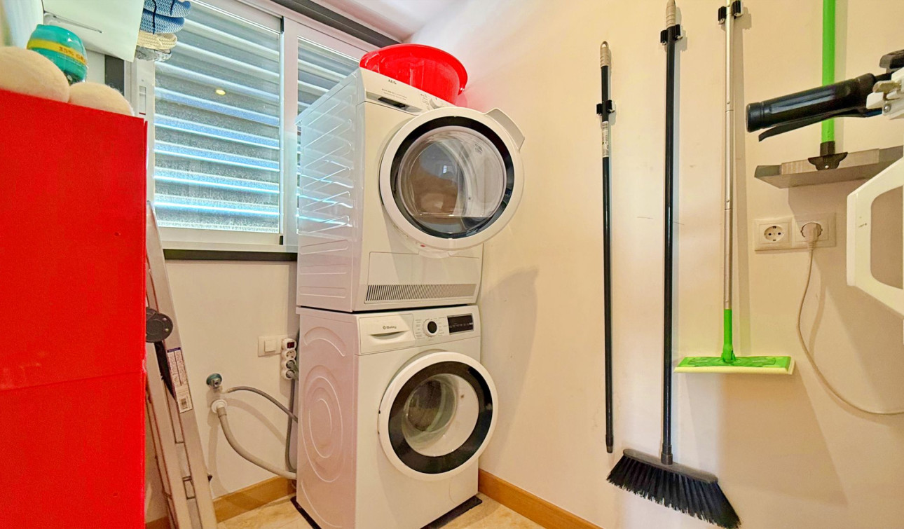 Resale - Apartment / Flat - Orihuela Costa - Campoamor