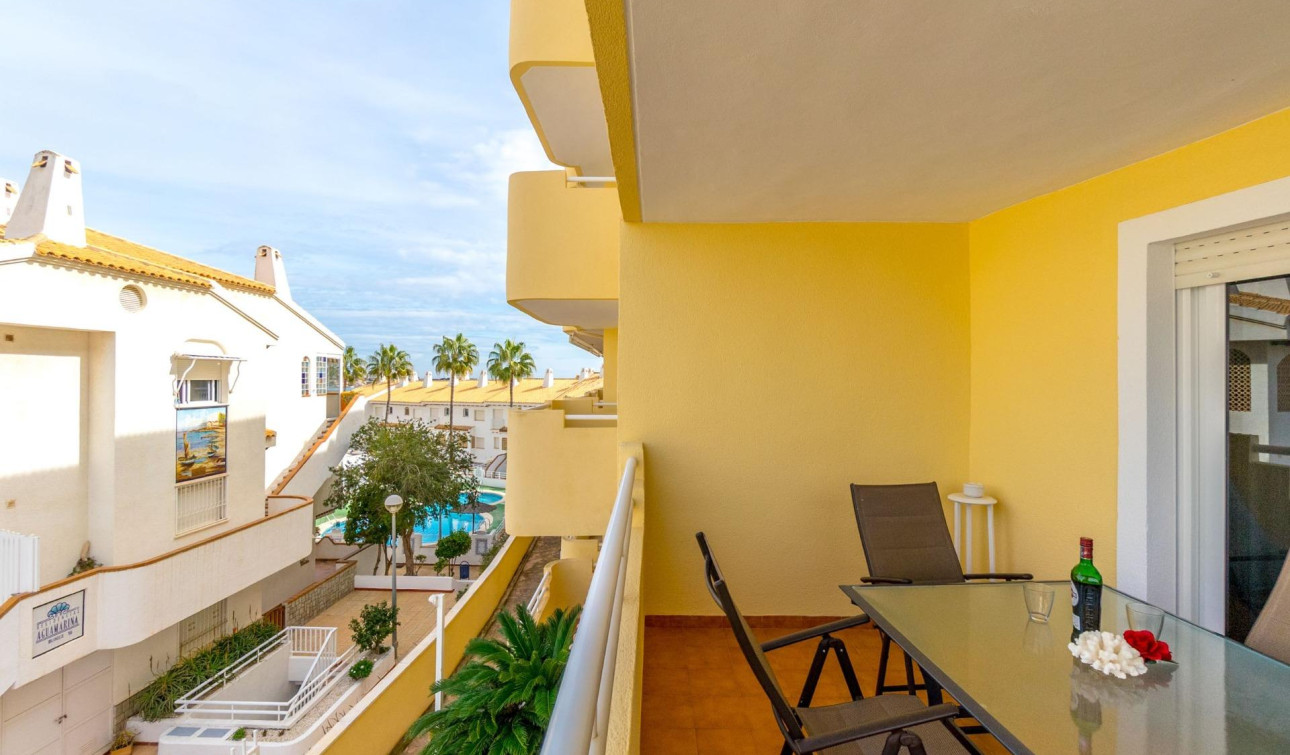 Resale - Apartment / Flat - Orihuela Costa - Campoamor