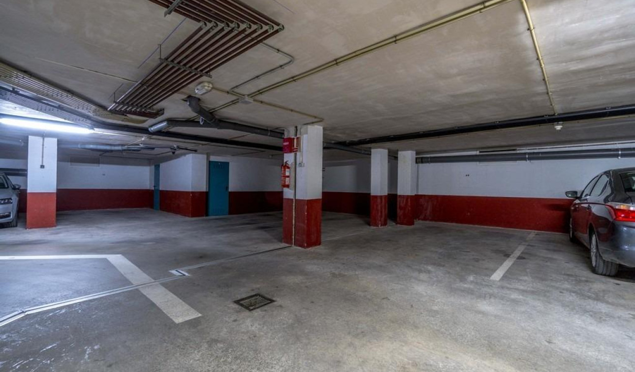 Resale - Apartment / Flat - Orihuela Costa - Campoamor