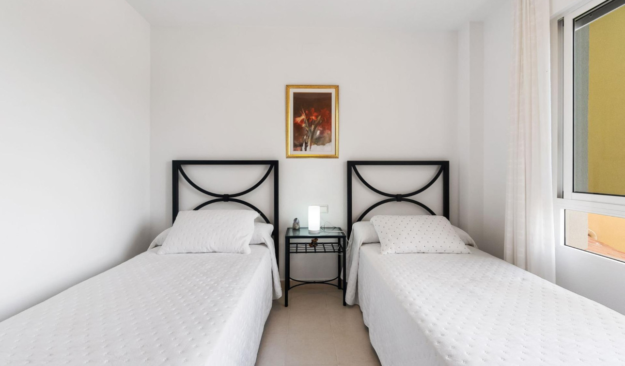 Resale - Apartment / Flat - Orihuela Costa - Campoamor