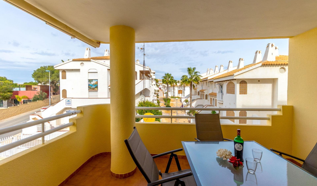 Resale - Apartment / Flat - Orihuela Costa - Campoamor