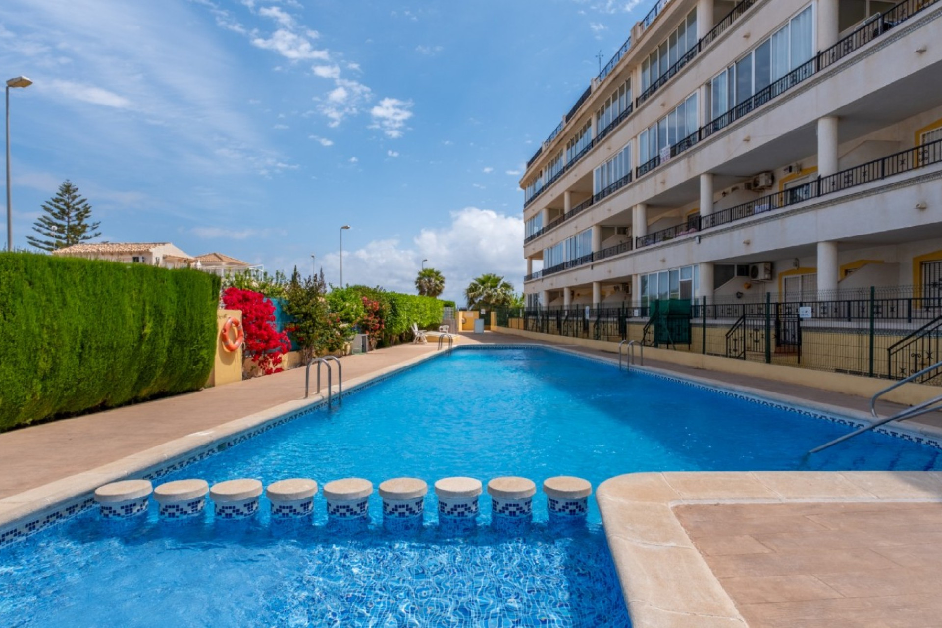 Resale - Apartment / Flat - Orihuela Costa - La Florida