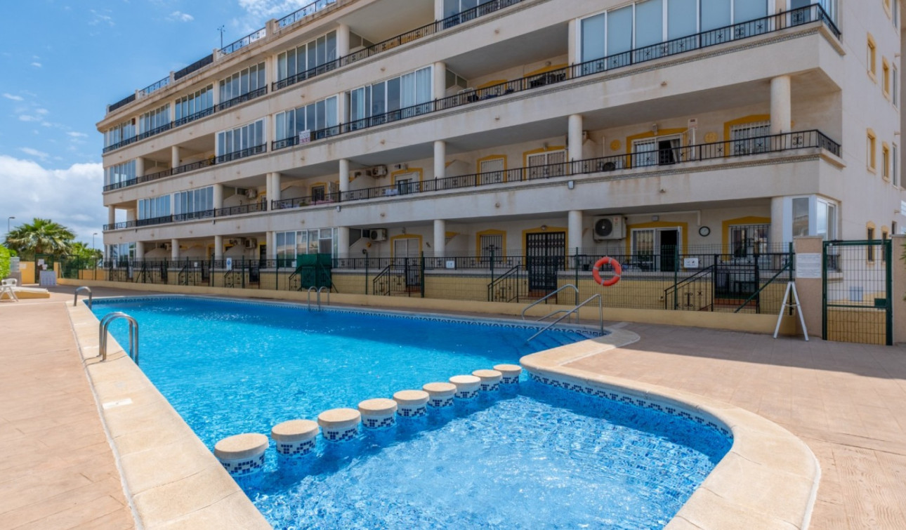 Resale - Apartment / Flat - Orihuela Costa - La Florida