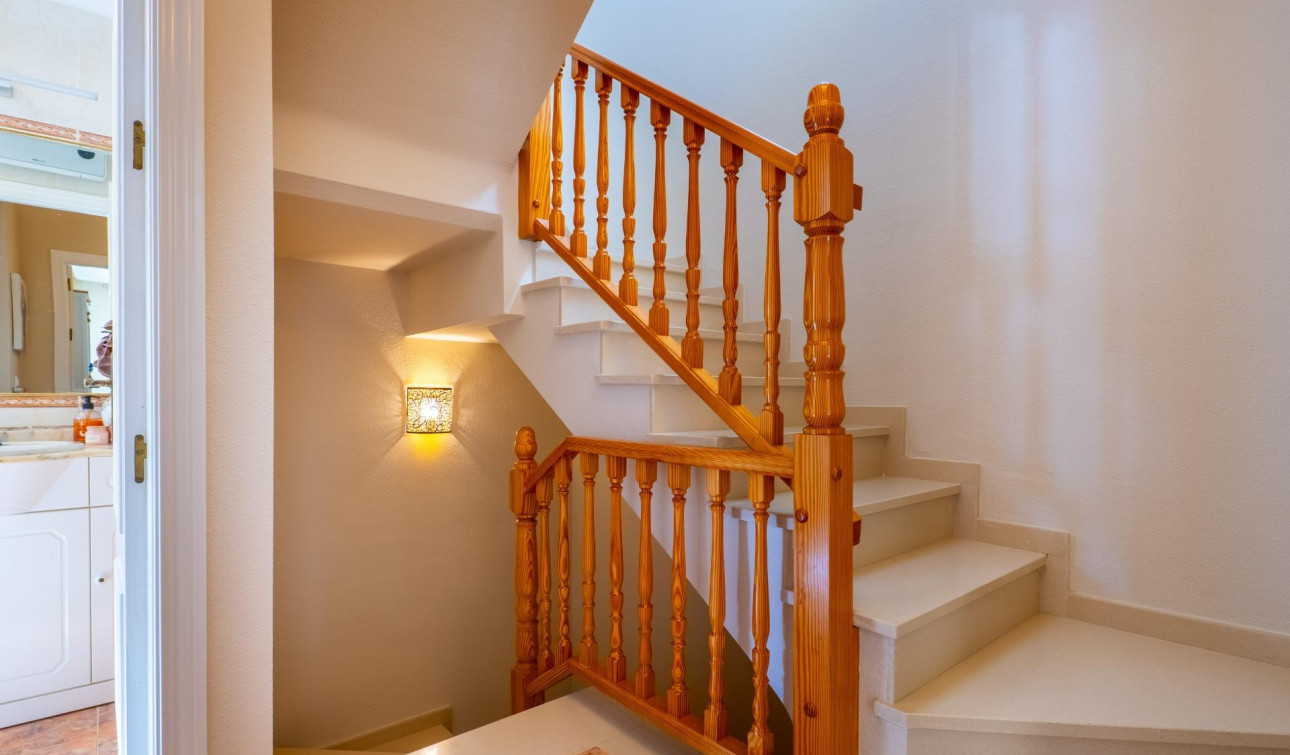 Resale - Apartment / Flat - Orihuela Costa - La Regia