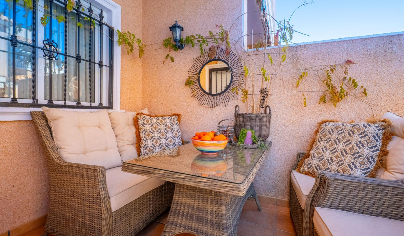 Resale - Apartment / Flat - Orihuela Costa - La Regia