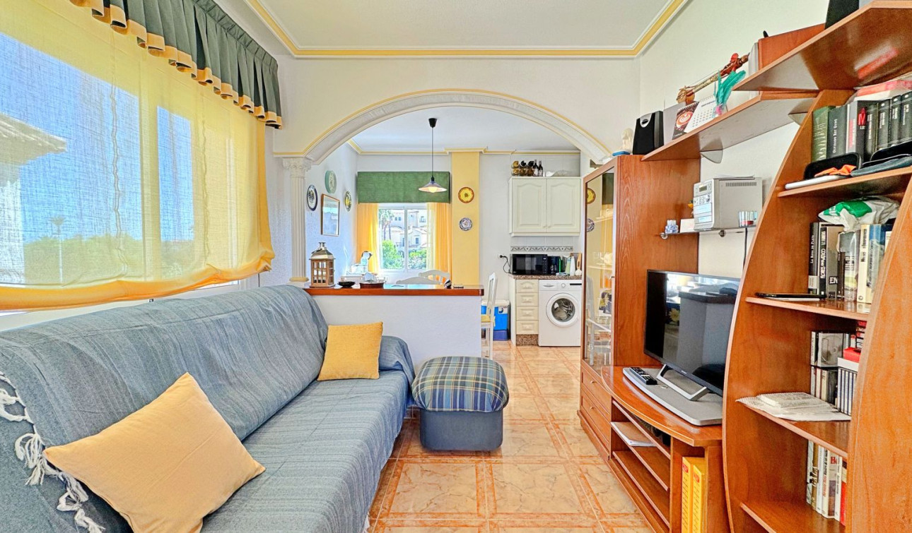 Resale - Apartment / Flat - Orihuela Costa - La Zenia