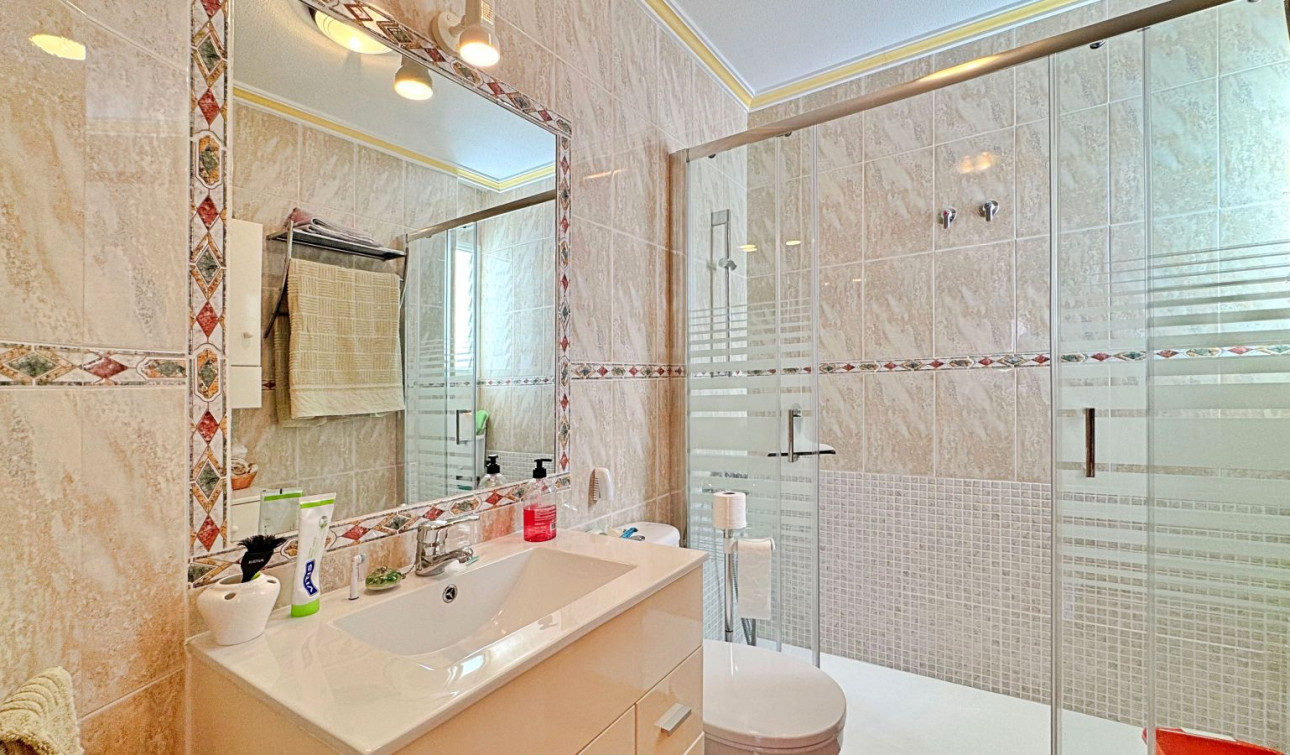 Resale - Apartment / Flat - Orihuela Costa - La Zenia