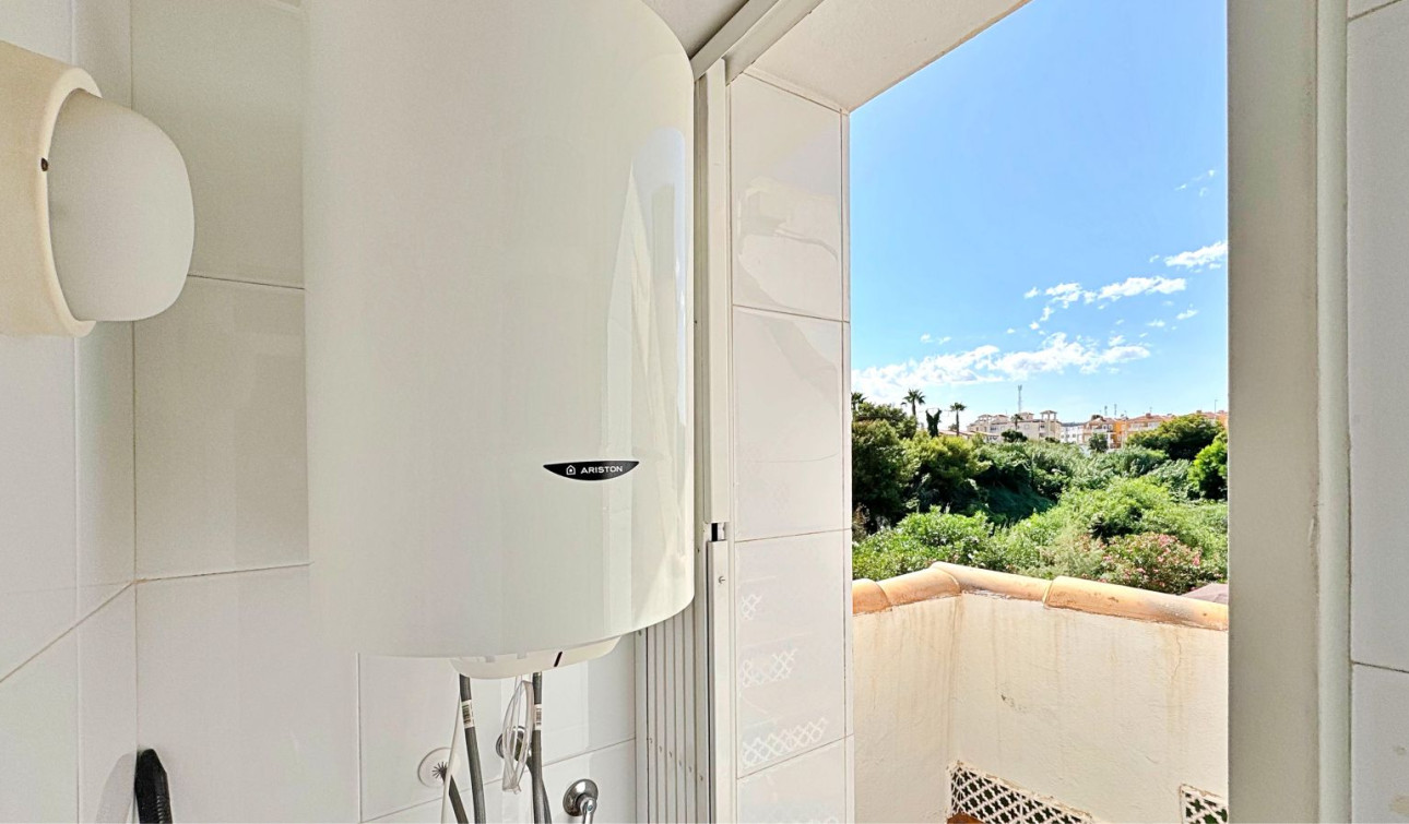 Resale - Apartment / Flat - Orihuela Costa - La Zenia