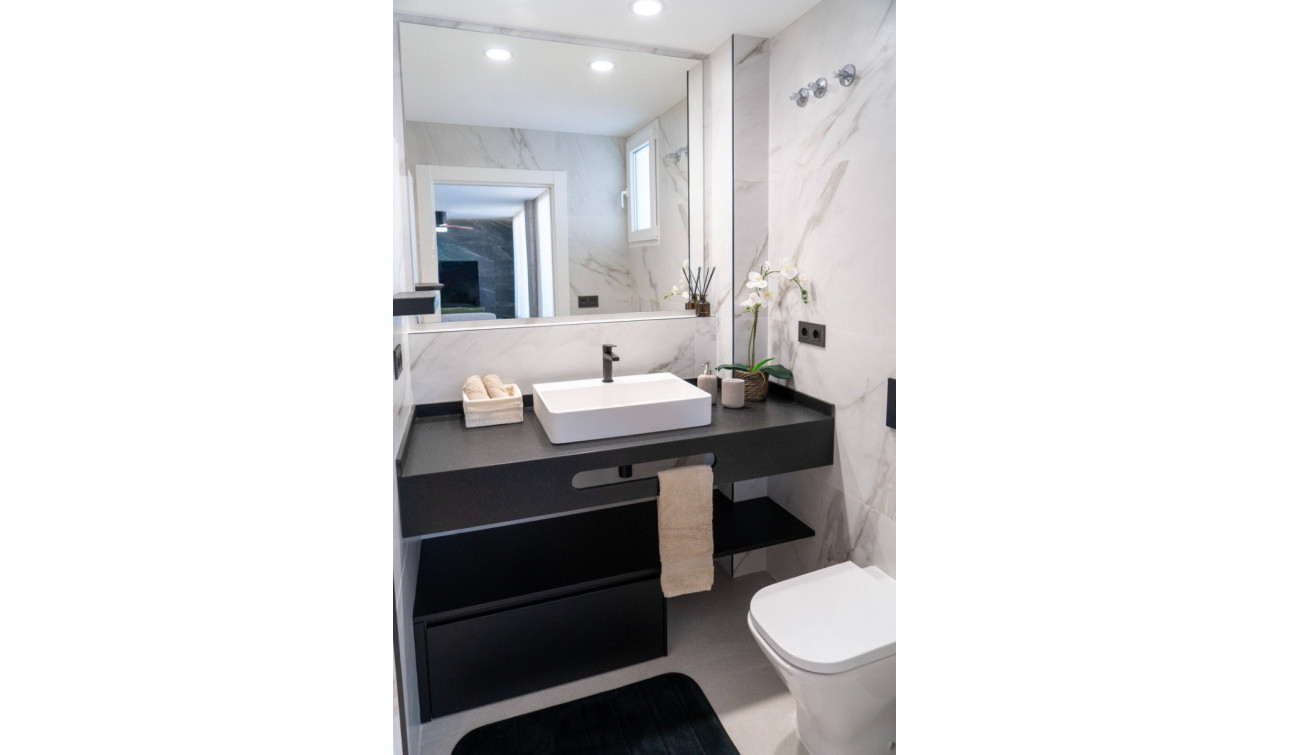 Resale - Apartment / Flat - Orihuela Costa - La Zenia