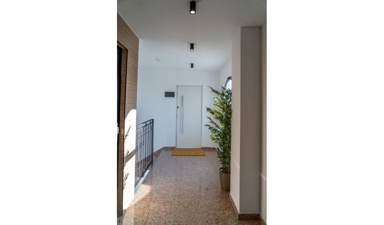 Resale - Apartment / Flat - Orihuela Costa - La Zenia