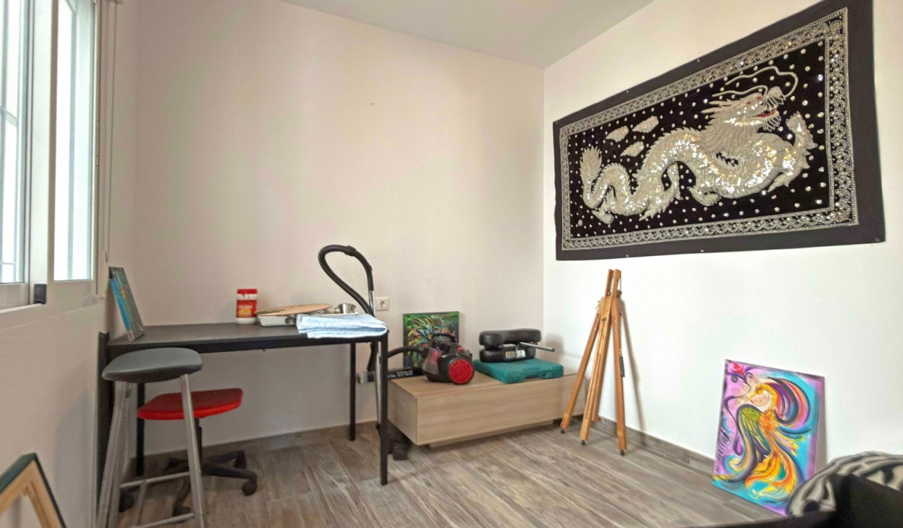 Resale - Apartment / Flat - Orihuela Costa - La Zenia