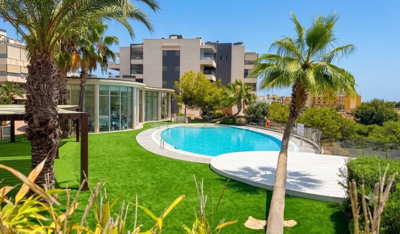 Resale - Apartment / Flat - Orihuela Costa - La Zenia