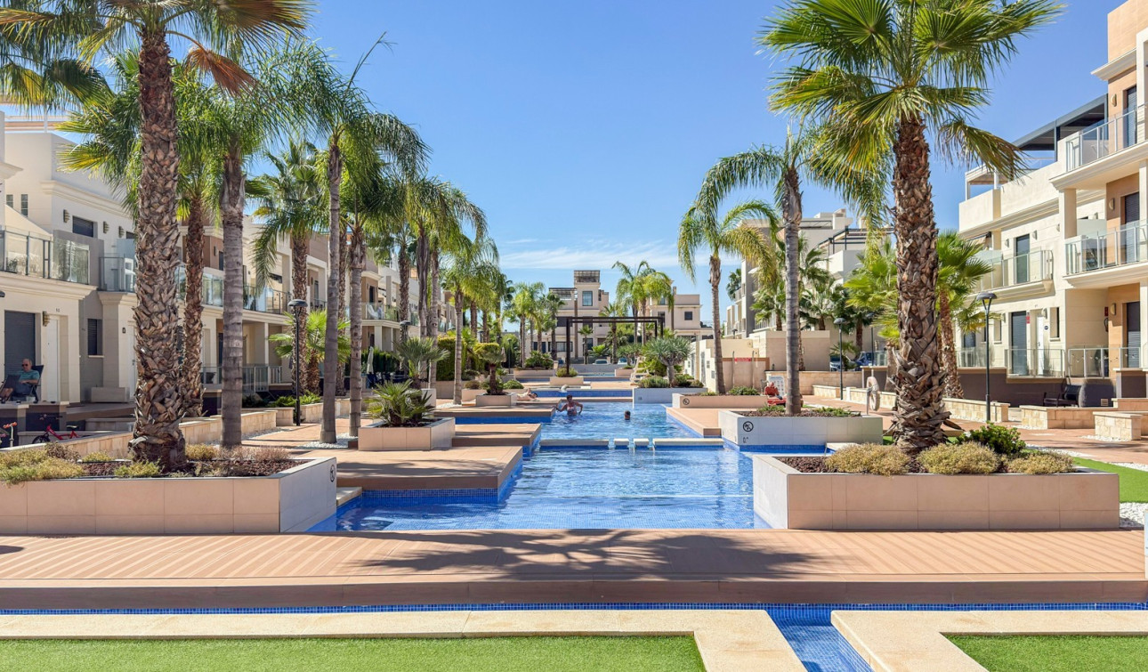 Resale - Apartment / Flat - Orihuela Costa - La Zenia