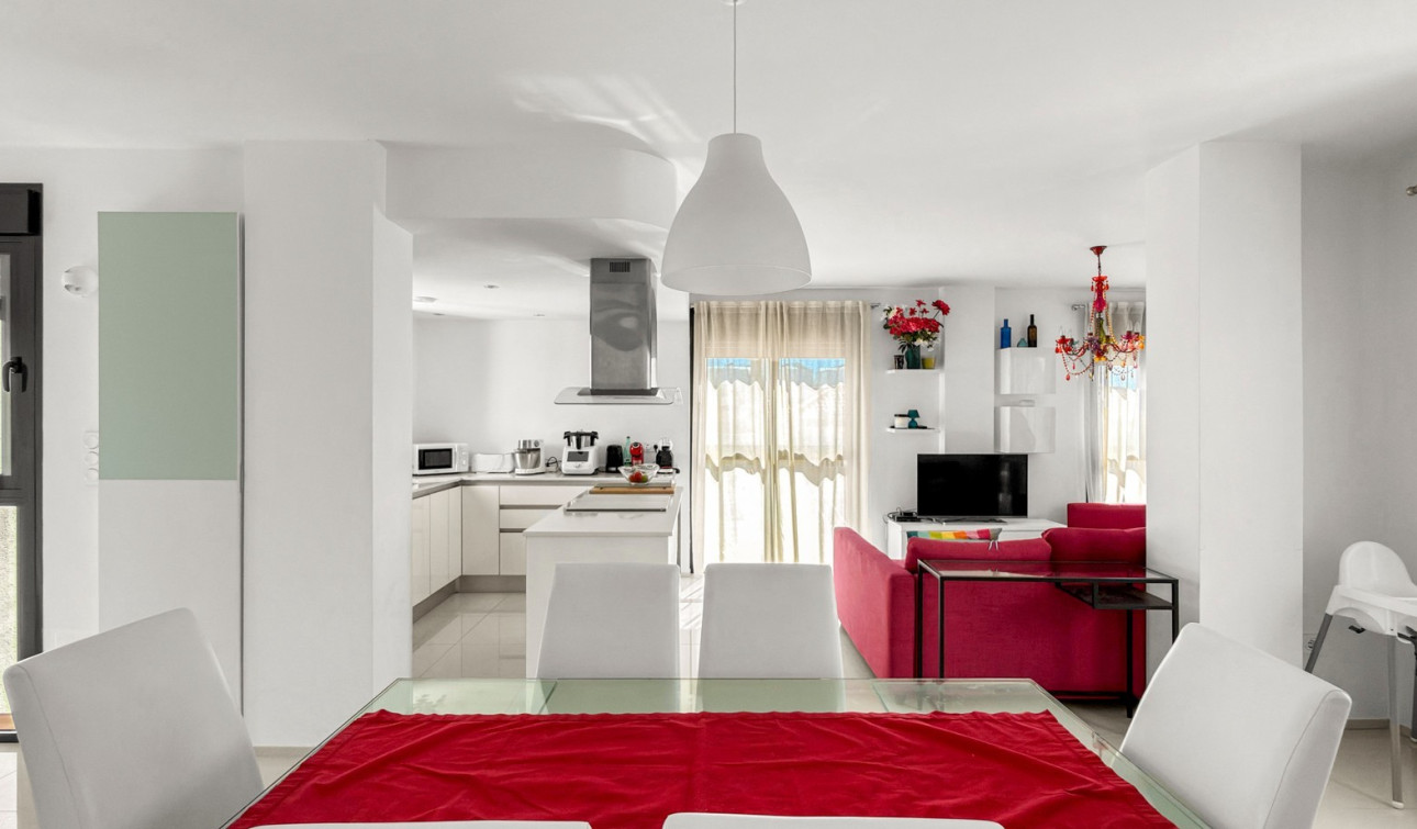 Resale - Apartment / Flat - Orihuela Costa - La Zenia