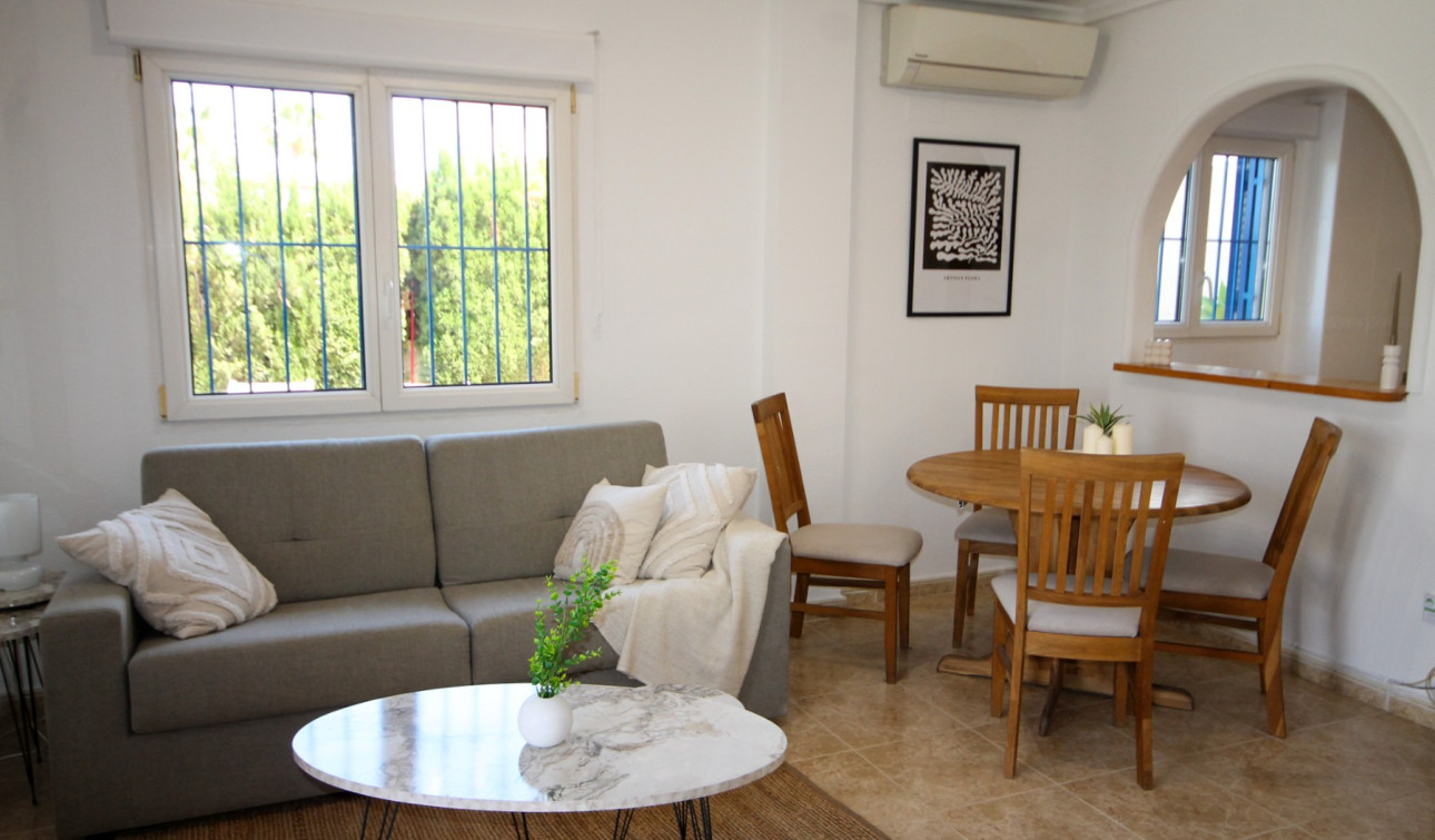 Resale - Apartment / Flat - Orihuela Costa - La Zenia