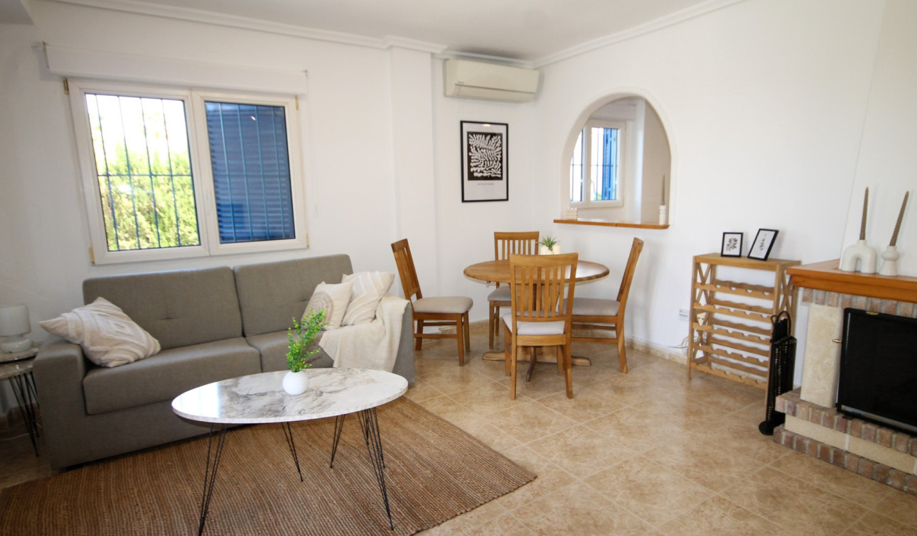 Resale - Apartment / Flat - Orihuela Costa - La Zenia