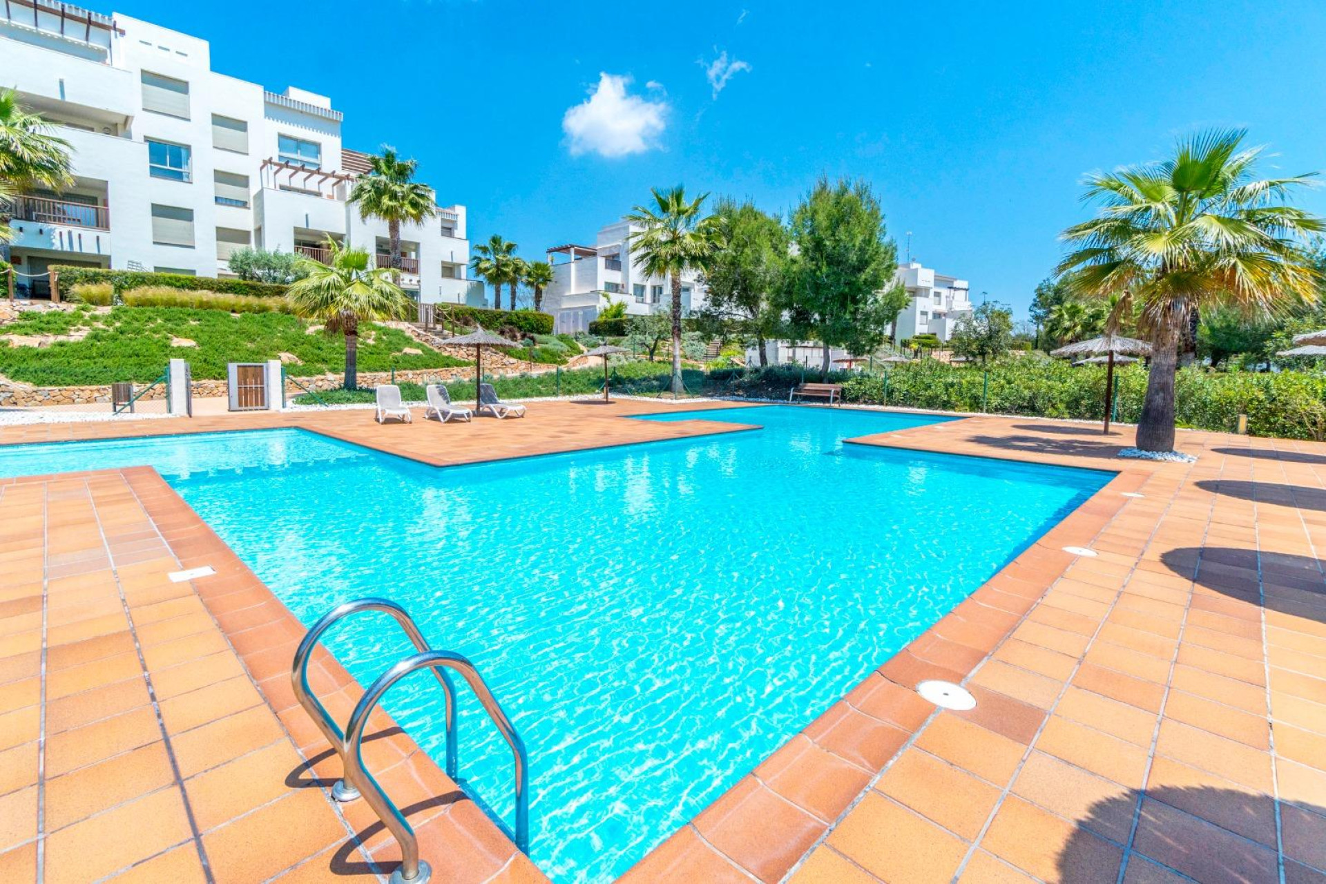 Resale - Apartment / Flat - Orihuela Costa - Las Colinas Golf