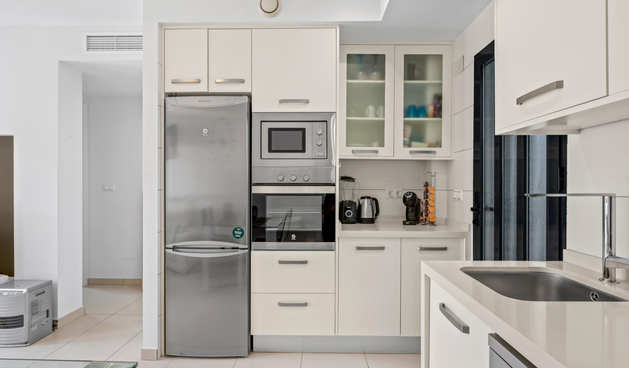 Resale - Apartment / Flat - Orihuela Costa - Las Filipinas