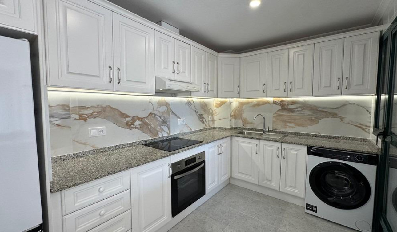 Resale - Apartment / Flat - Orihuela Costa - Las Filipinas