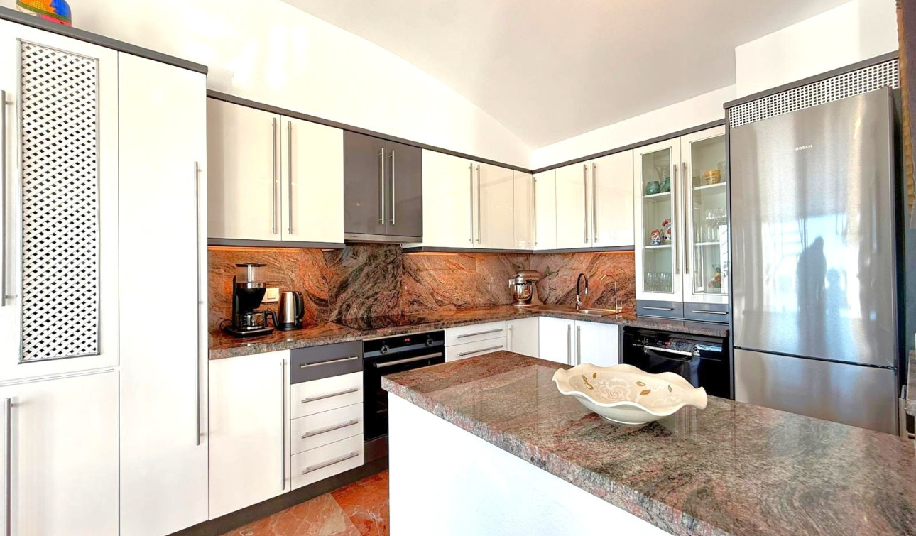 Resale - Apartment / Flat - Orihuela Costa - Las Ramblas