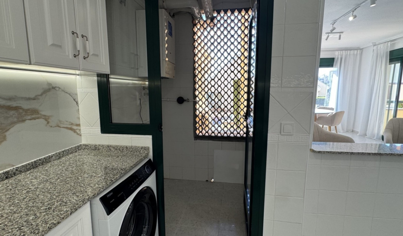 Resale - Apartment / Flat - Orihuela Costa - Lomas de Campoamor