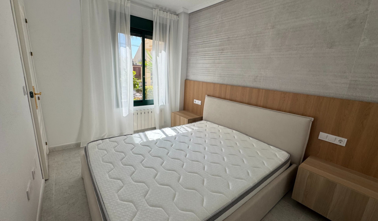 Resale - Apartment / Flat - Orihuela Costa - Lomas de Campoamor