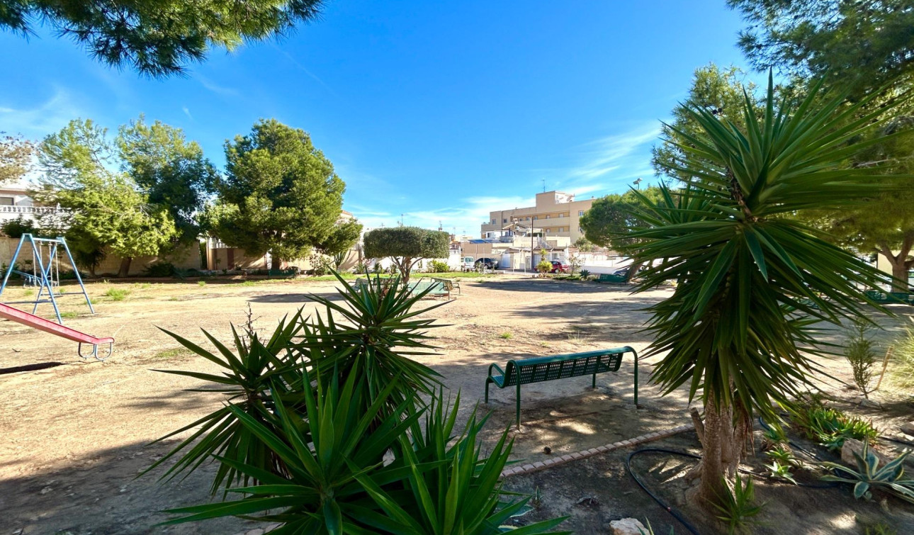 Resale - Apartment / Flat - Orihuela Costa - Lomas de Don Juan