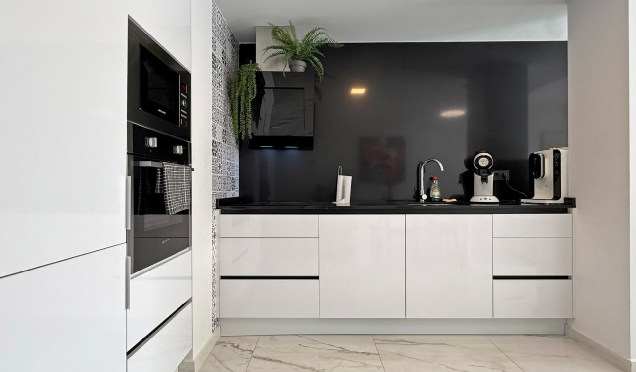 Resale - Apartment / Flat - Orihuela Costa - Los Altos