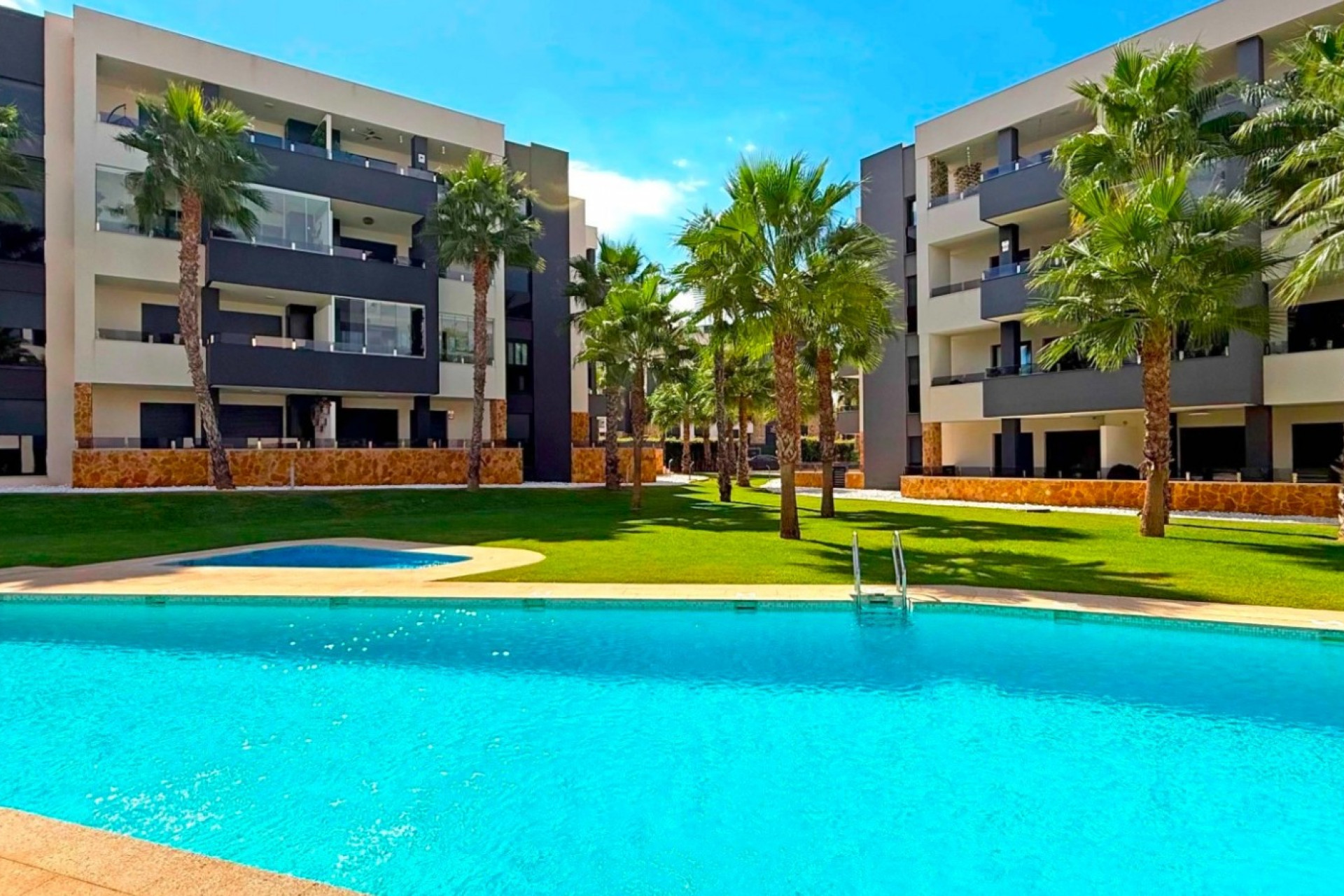 Resale - Apartment / Flat - Orihuela Costa - Los Altos