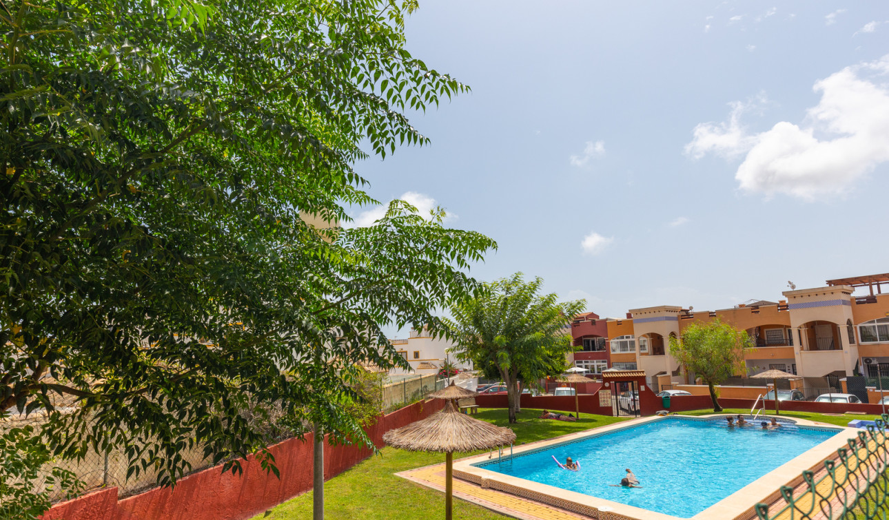 Resale - Apartment / Flat - Orihuela Costa - Los Altos