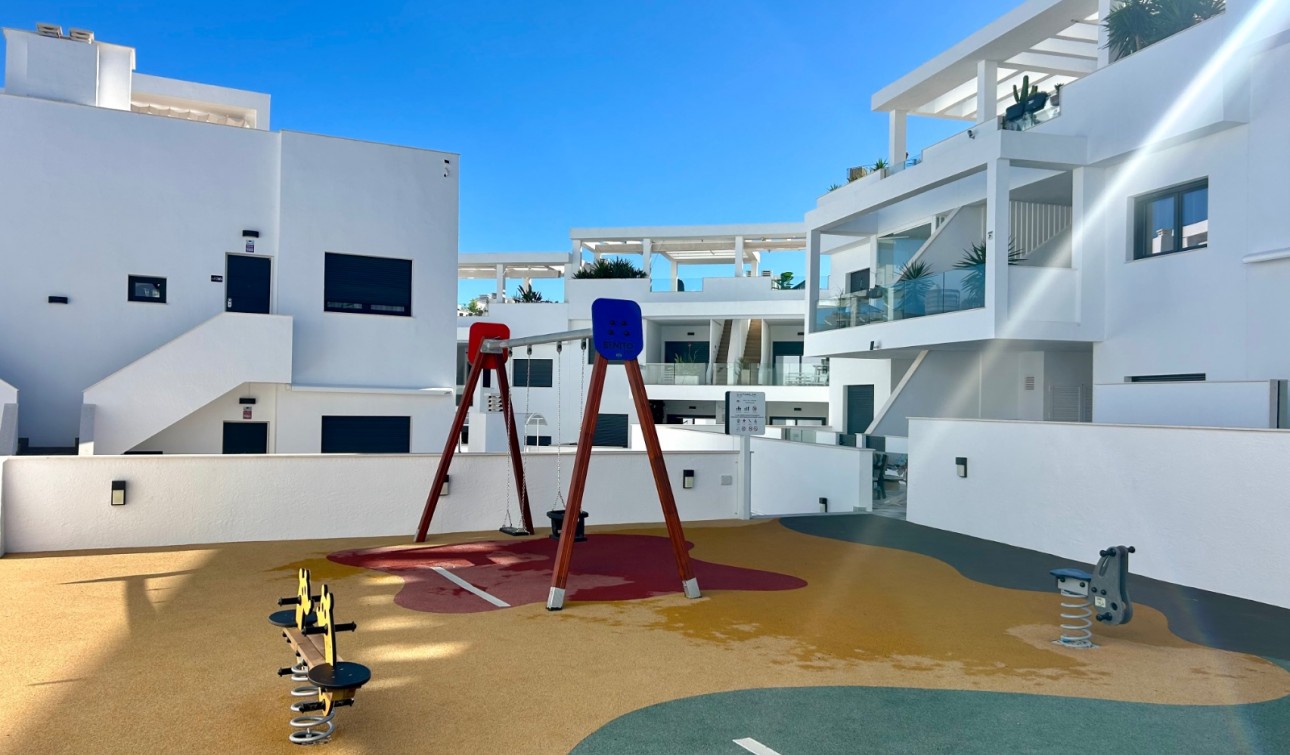 Resale - Apartment / Flat - Orihuela Costa - Los Balcones