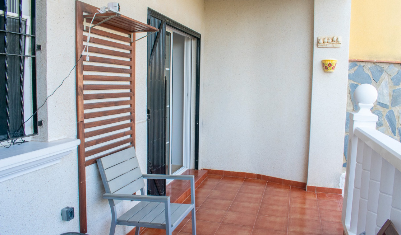 Resale - Apartment / Flat - Orihuela Costa - Los Dolses