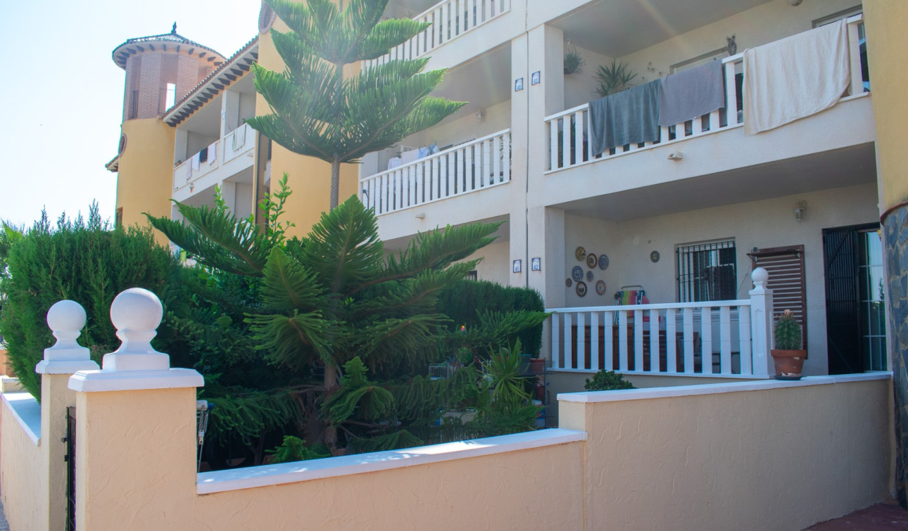Resale - Apartment / Flat - Orihuela Costa - Los Dolses