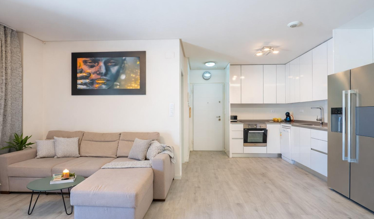 Resale - Apartment / Flat - Orihuela Costa - Los Dolses