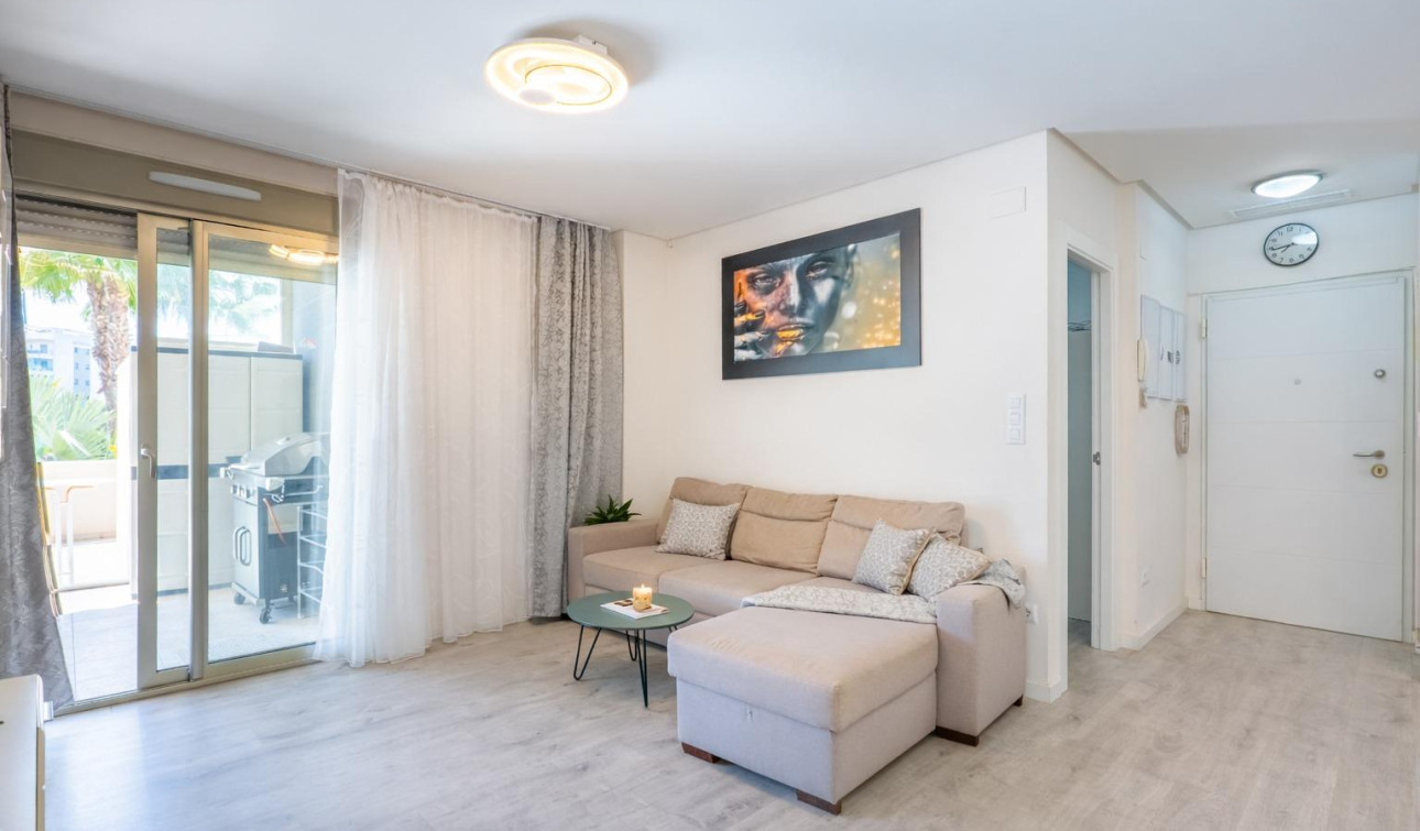 Resale - Apartment / Flat - Orihuela Costa - Los Dolses